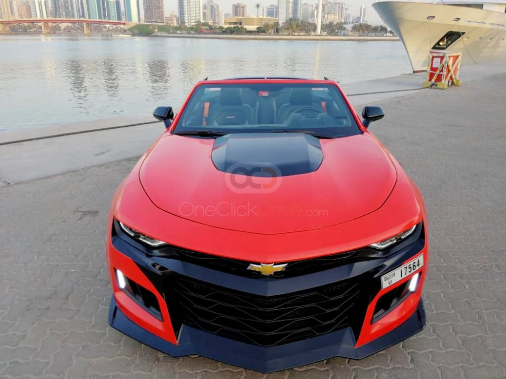 Kırmızı Chevrolet Camaro SS Cabrio V8 2019 for rent in Dubai 5